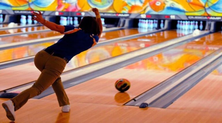 bowling-yellow-pixabay.width-800 (1)