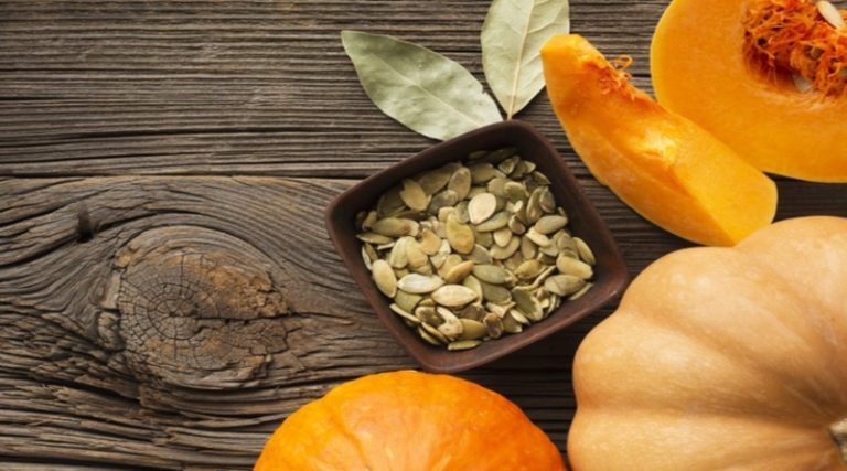 flat-lay-mumpkin-seeds-pumpkin_23-2148369632_47_20200708143300 (1)