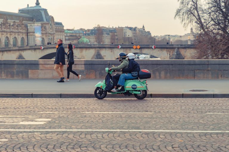 scooter-8022334